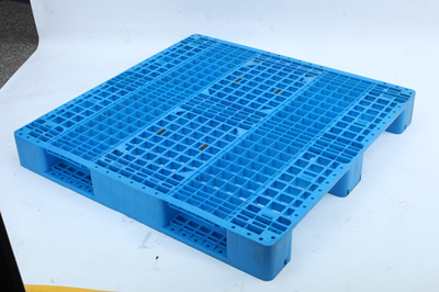 塑料托盤(pán)與木塑材料的耐用性對(duì)比